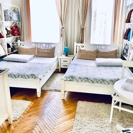 Polska Poduszka 3*