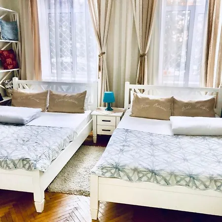 Polska Poduszka Πανδοχείο Λβιβ